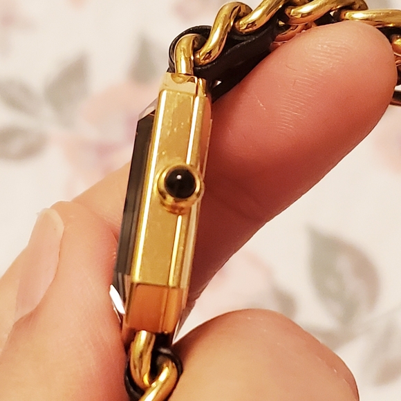 Chanel premiere watch - Picture 10 of 11